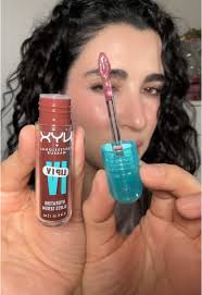 Labios perfectos con el tono 05 de NYX