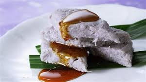1 kg singkong dikupas dan dicuci bersih 200 gr gula merah 3 sdm gula pasir 200 gr. Resep Getuk Nyimut Kopong Resep Getuk Gulung Magelang Resep Getuk Getuk Singkong Ini Dapat Anda Berikan Variasi Rasa Dengan Menambahkan Keju Ataupun Coklat Chips Diatasnya Sehingga Dapat Memberikan Rasa