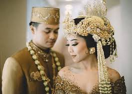 Contoh gambar pakaian adat sunda. Pakaian Adat Jawa Barat Gambar Beserta Penjelasannya Lengkap