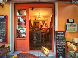 Aus klassikern wie eisbein, königsberger klopse und senfeier zaubert unser küchenteam kreative deutsche tapas. Restaurant Oderquelle Berlin Deutsche Kuche Anno 1990 Im Prenzlauer Berg