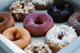 Машина за толумбички и понички и други изделия от парено тесто. Kak Da Izberem Mashina Za Ponichki S Plnezh Otzivi Za Mashinata Za Proizvodstvo Na Ponichki