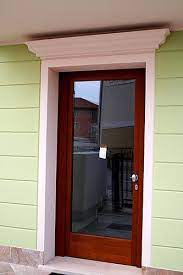 Cornici Per Porte Esterne In Polistirolo Con Sopraporta Porte Esterne Porte D Ingresso Portone