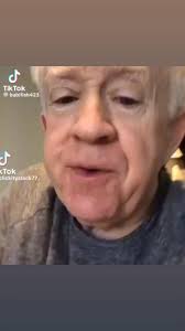 This story is HILARIOUS. Leslie Jordan is missed.