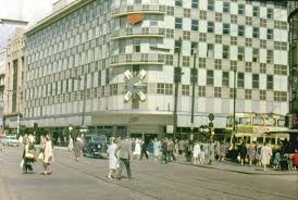 1960s Glasgow Stunning Photos Documenting Streets Scenes And Everyday Life In 2020 Argyle Street Glasgow Street Scenes
