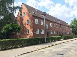 Our 2021 property listings offer a large selection of 1,363 vacation rentals around reutershagen. 3 Zimmer Wohnung Zu Vermieten Grazer Str 7 18069 Rostock Reutershagen Mapio Net