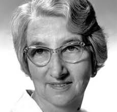 WOMEN IN THE LIFE OF THE CITY