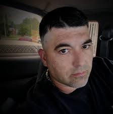 TBT to the #TonightIClimbedTheWall music video! Who would you take by the  hand? #AlanJackson #CountryMusic