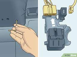 If the steering wheel is under great tension, this can cause the key to be unable to unlock the steering column or turn in the cylinder. 3 Ways To Fix A Locked Steering Wheel Wikihow