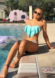 Jasmine Gonzalez - Free pics, galleries & more at Babepedia