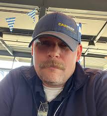 Dustin Wicks's Instagram, Twitter & Facebook