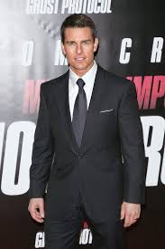 Том круз, tom cruise карьера: Tom Cruise Was Dapper In A Suit For The Mission Impossible 3 Ghost These Hot Tom Cruise Pictures Will Convince You Age Is Just A Number Dapper Suits Bond Suits Tom Cruise