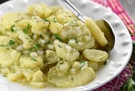 Malaysia sememangnya kaya dengan pelbagai makanan istimewa terutama hidangan tradisional yang terdapat di setiap negeri. 10 Makanan Khas Jerman Yang Enak Dan Wajib Di Coba