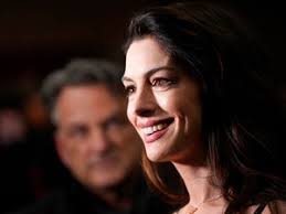 Hathaway, McKenzie anchor stylish adaptation of 'Eileen'