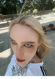 Gulyau Po Lune: Secrets of Nighttime Adventures