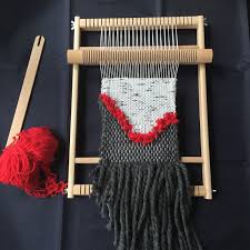Le Tissage Iii Le Tissage De Laine Avec Un Metier A Tisser Caracterielle