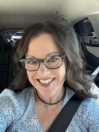 Marie Heenan's Instagram, Twitter & Facebook