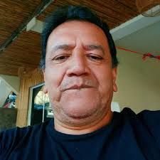 Stalkeando El cantante Bad Bunny se llevó el galardón como el Artista del  Año en la entrega de los Premios Billboard de la música latina.