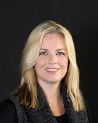 Kendra Burch's Instagram, Twitter & Facebook