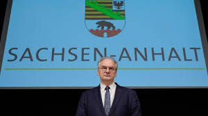 September ein neuer bundestag gewählt wird. Wahlen Magdeburg Umfrage Sieht Afd In Sachsen Anhalt Vor Der Cdu Politik Sz De