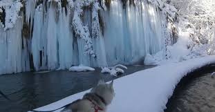 Résultat de recherche d'images pour "paysage enneigé brillant"