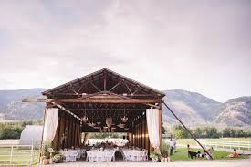 5 Rustic Bc Wedding Venue Ideas From Www Realweddings Ca British Columbia Wedding Venue Id Outdoor Wedding Venues Outdoor Country Wedding Barn Wedding Venue