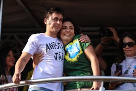 Nikolas diz que Eduardo Bolsonaro ‘não está bem’ e defende Michelle de críticas de ‘amnésia’