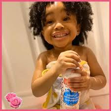 When You Can’t Help But 𝐿𝑜𝓋𝑒 Your Beautiful Kinks & Curls 🌺  🌸@lusterspinkkids is honored To Make Your #washday Exciting Princess!