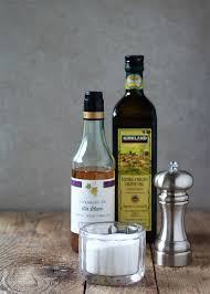 How To Make Vinaigrette Salad Dressing Ratio Variations More Recipe Simple Vinaigrette Vinaigrette Salad Dressing Salad Dressing