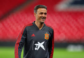 Luis enrique's first squad as coach of la roja, back in september 2018, drew attention due to the number of real madrid players featured according to marca. Managing Madrid On Twitter Luis Enrique Spain S Core Comes From Real Madrid And I M Fine With It Https T Co Ggvupmm6rw