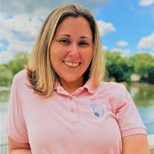 Happy Birthday to our fantastic Executive Director, Linda Johnstone! 🎂🎈  Why are birthdays good for your health? Studies have shown that people who  have more birthdays actually live longer. 😂 Here's to