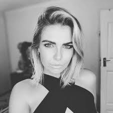 Erin Roche's Instagram, Twitter & Facebook