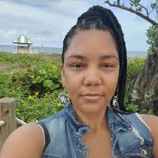 Regina Payton's Instagram, Twitter & Facebook