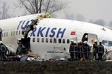 Un « crash 4 » désigne spécifiquement l'accident d'un aéronef qui percute violemment le sol ou qui s'abime en mer (à la différence d'une collision aérienne ou d'une explosion en vol). Liste D Accidents Aeriens Wikipedia