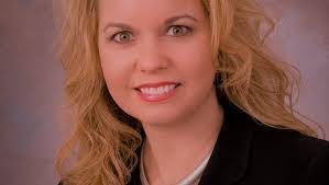 Bobbie Dyer's Instagram, Twitter & Facebook