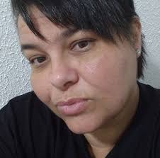 Desastrado/a: você é? Quando é normal esbarrar em tudo e quando isso vira  um problema de saúde? É amanhã! Conta sua história pra gente! Use a hashtag  #VcNoBemEstar ou clique no link