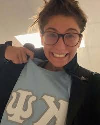 Alicia Kasper's Instagram, Twitter & Facebook