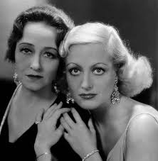 ❤️🧡💛💚💙💜🤎🖤🤍 A gorgeous Joan Crawford during the 1930s in  Hollywood🤍🖤🤎💜💙💚💛🧡❤️