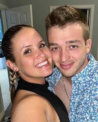 Molly Jacobsen's Instagram, Twitter & Facebook