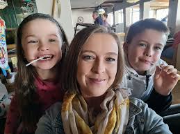 I'm gonna quit my job and travel the world until I run out of money! I  estimate I'll be home again around 10 PM this evening." For more join 👉  Middle Age