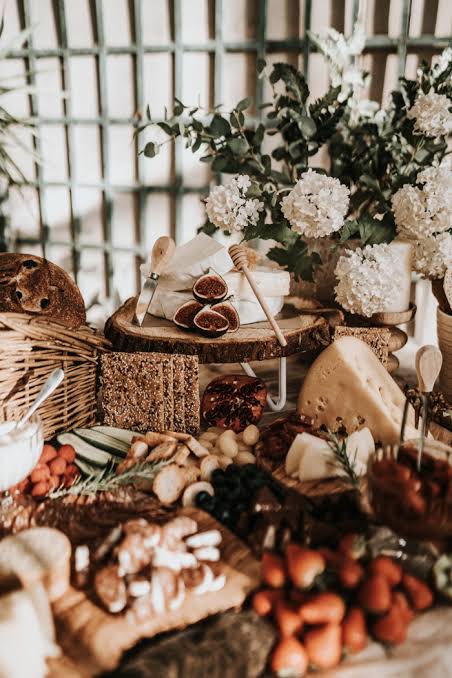 Wedding Grazing Table Round-Up | Junebug Weddings
