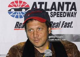 1.107 fotos e imágenes de alta resolución de Rob Hampton