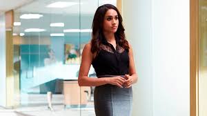 By wearing a trouser suit, markle was aligning herself with that debate, rather than with royal protocol: Meghan Markle Actress Desktop Wallpaper 60964 1920x1080px