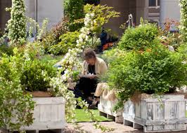 Milano Mi Italia Giardino Temporaneo Dal Dito Medio Al Pollice Verde Piazza Affari Si Veste Di Verde Lascialascia Giardino Verde Fiori