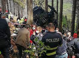 A cable car accident in italy is believed to have led to the deaths of eight people. A5g2ehgedjndpm