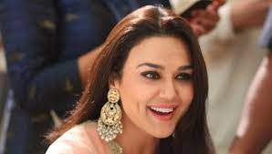 Find bollywood news in hindi, entertainment news in hindi, bollywood videos, बॉलीवुड & मनोरंजन समाचार, bollywood gossips in hindi. à¤…à¤­ à¤¨ à¤¤ à¤° à¤¯ à¤• à¤…à¤¸à¤² à¤¨ à¤® à¤œ à¤¸ à¤¸ à¤¨à¤•à¤° à¤†à¤ª à¤µ à¤•à¤ˆ à¤® à¤š à¤• à¤œ à¤¯ à¤—