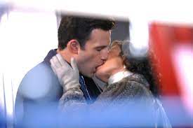 A video of the two went viral where jennifer lopez can be seen rubbing ben affleck's face before. Jennifer Lopez And Ben Affleck Spotted Kissing Over Dinner In Malibu See Photos Glamour