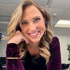 Abby Labar's Instagram, Twitter & Facebook