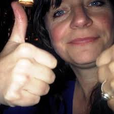 sharon mee (@shazsamesky)