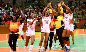 O ministro da juventude e dos desportos, albino da conceiçao garante que o país tem todas as condições criadas para que o campeonato africano de andebol em sénior. Nacional Angola Campea De Andebol Feminino Pela 13Âª Vez