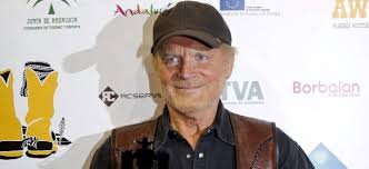 Lori stammt aus deutschland und arbeitete am. Terence Hill Forum Das Wochenmagazin
